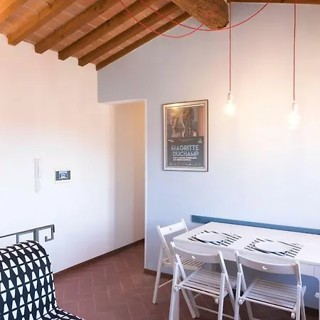 Διαμέρισμα Altido Apt For 6 With Lovely Views 3 Mins To Corso Italia