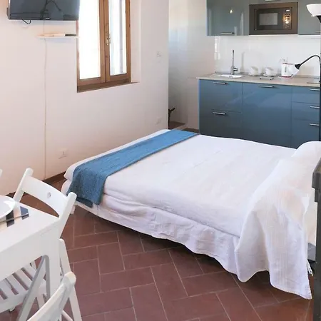 Altido Apt For 6 With Lovely Views 3 Mins To Corso Italia Διαμέρισμα