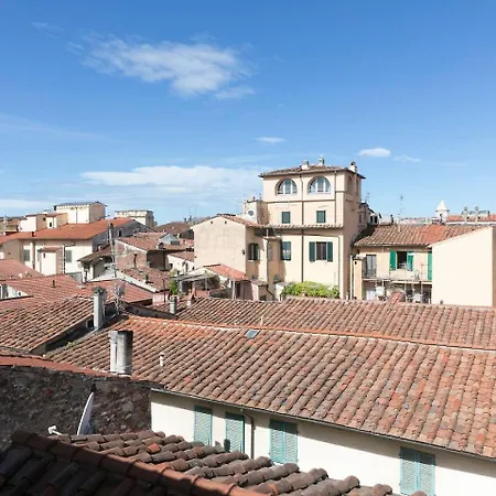 Διαμέρισμα Altido Apt For 6 With Lovely Views 3 Mins To Corso Italia Πίζα